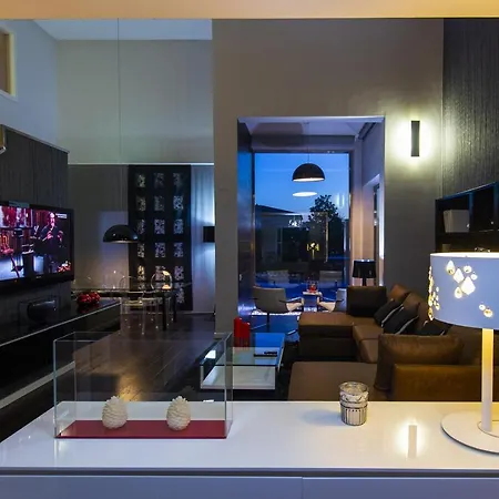Zenluxe Planet Costa Dorada Villa Reus