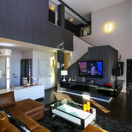 Zenluxe Planet Costa Dorada Reus